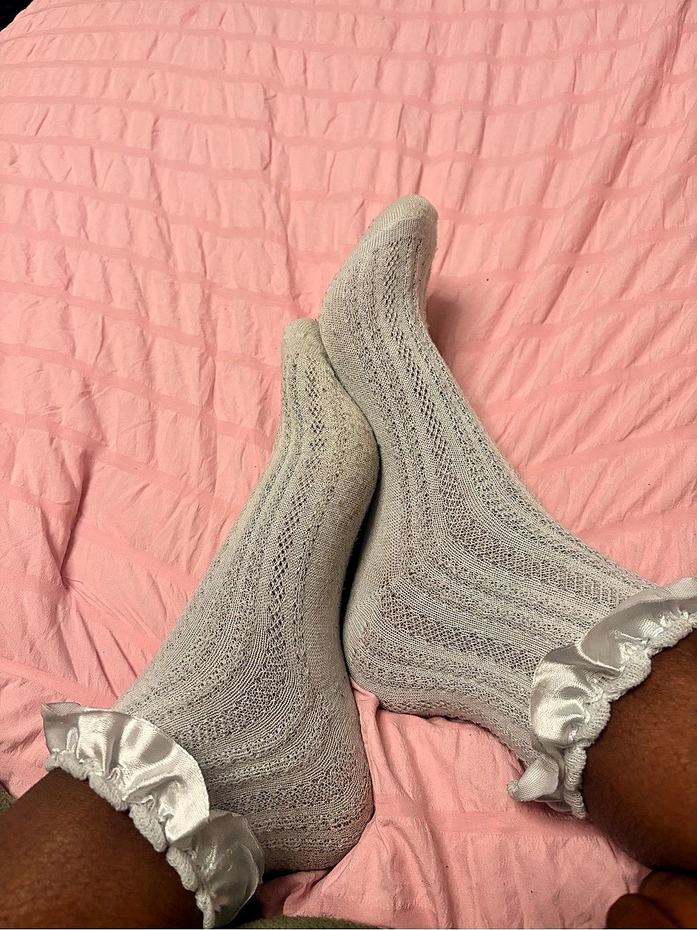 White Ruffle Cuff Socks - Picture 2 of 4